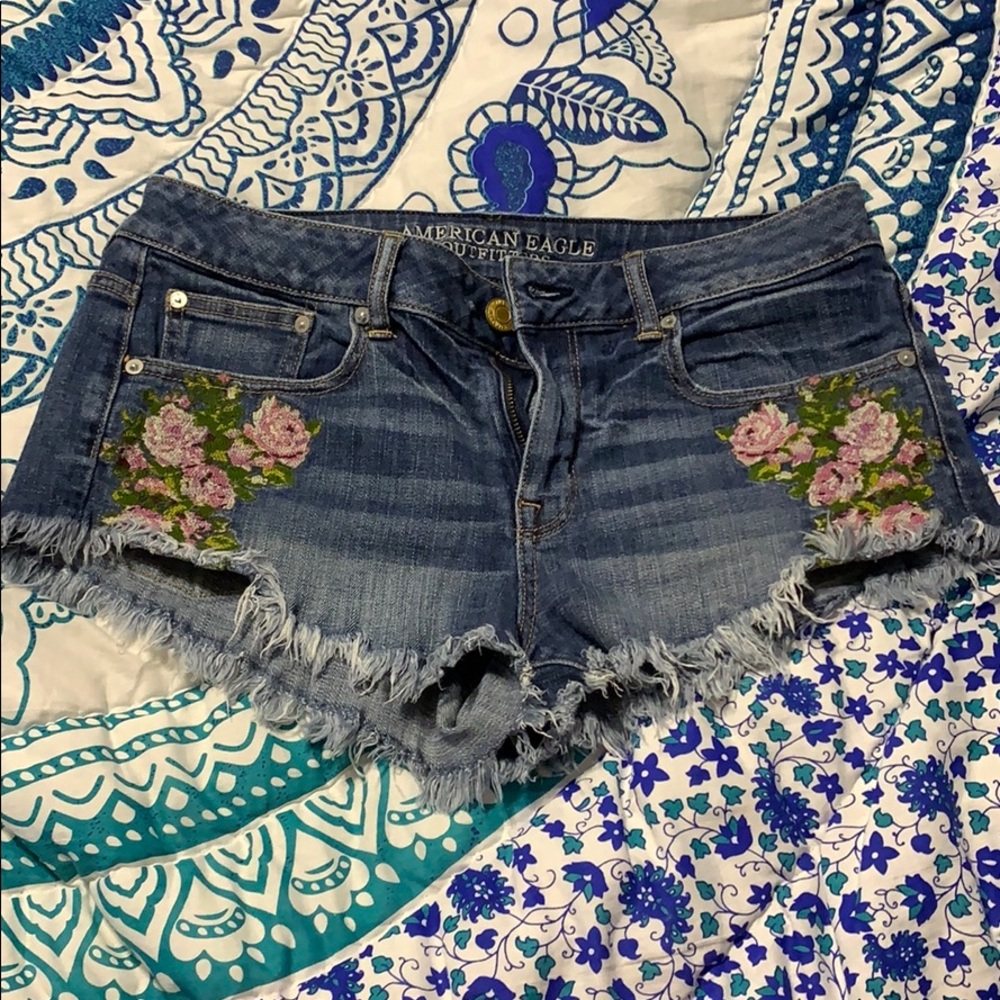 American Eagle shorts size 8
